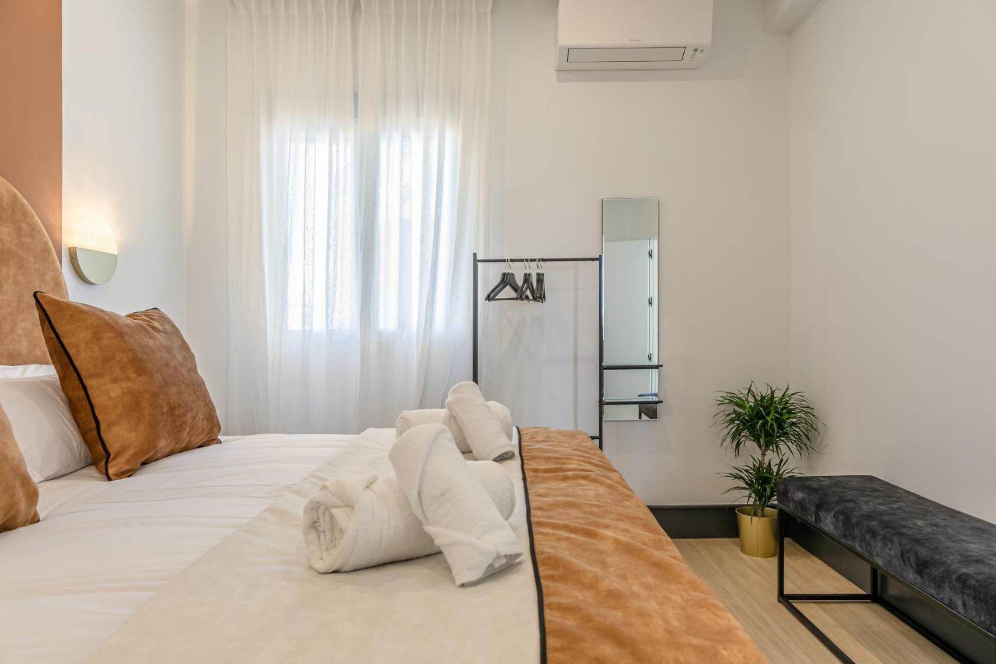 Isg Apartments Catedral เซบีญา ภายนอก รูปภาพ